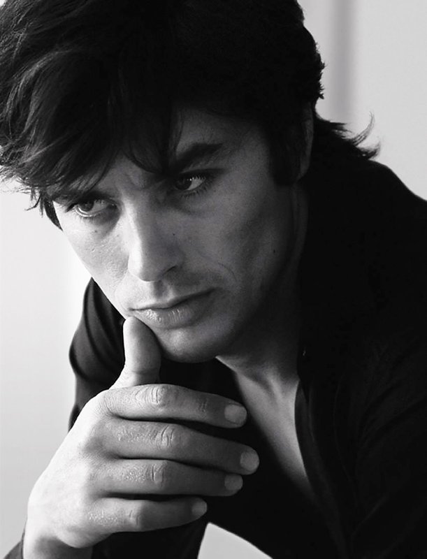 Alain Delon - Portrait - French - Cinema canvas print