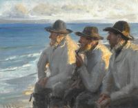 Ancher Anna ثلاثة صيادين يجلسون على الشاطئ في شمس المساء وينظرون إلى البحر المطبوع
