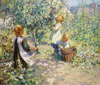 Dorothea Sharp dans le verger cueillant des prunes