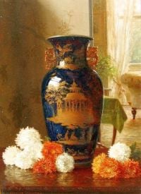 Hayllar Edith Stillleben, das japanische Vasen-Chrysanthemen mit viktorianischen Möbeln im Hintergrund-Leinwanddruck darstellt