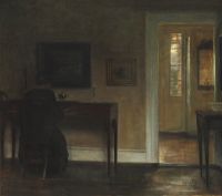 Holsoe Carl Interieur mit der Ehefrau des Malers, die am Klavier sitzt