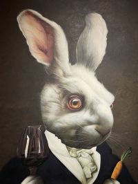 グラスワインとニンジンを持ったウサギ