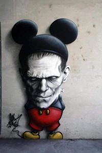 Straßenkunst Mickeynstein