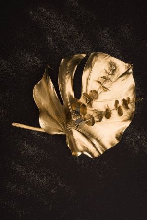 Lustrous Elegance: The Golden Monstera wall art